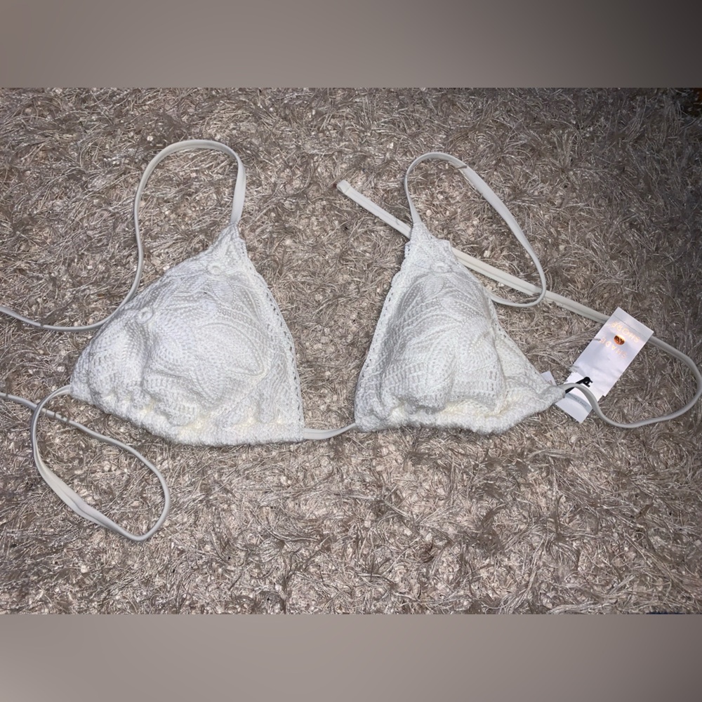 Shade & Shore Ivory Lace Triangle Bikini Top size Large New with tags